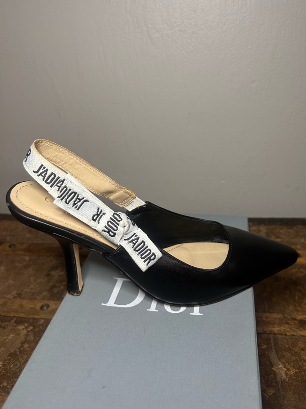 AUTHENTIC Christian Dior J’Adior Slingback Pump | EU 39D / US 8 | Black Leather - Picture 5 of 14